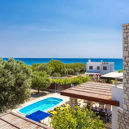 וילה Ira לקניה